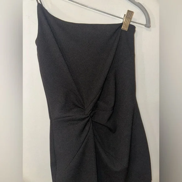 Nookie Lust One Shoulder Gown in Black size XS - Picture 8 of 13